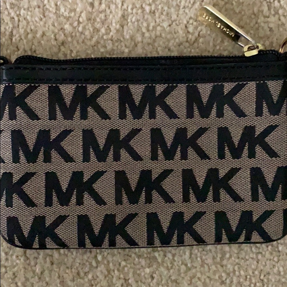Micheal Kors Wristlets - Picture 3 of 5